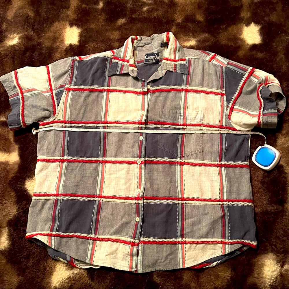 💰🚨CLEARANCE 🚨💰 
Button up Ladies Dress Shirt T104